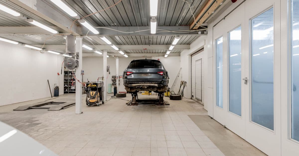 Auto Repair Shops Report Sharp Drop in Appointments: What's Happening?