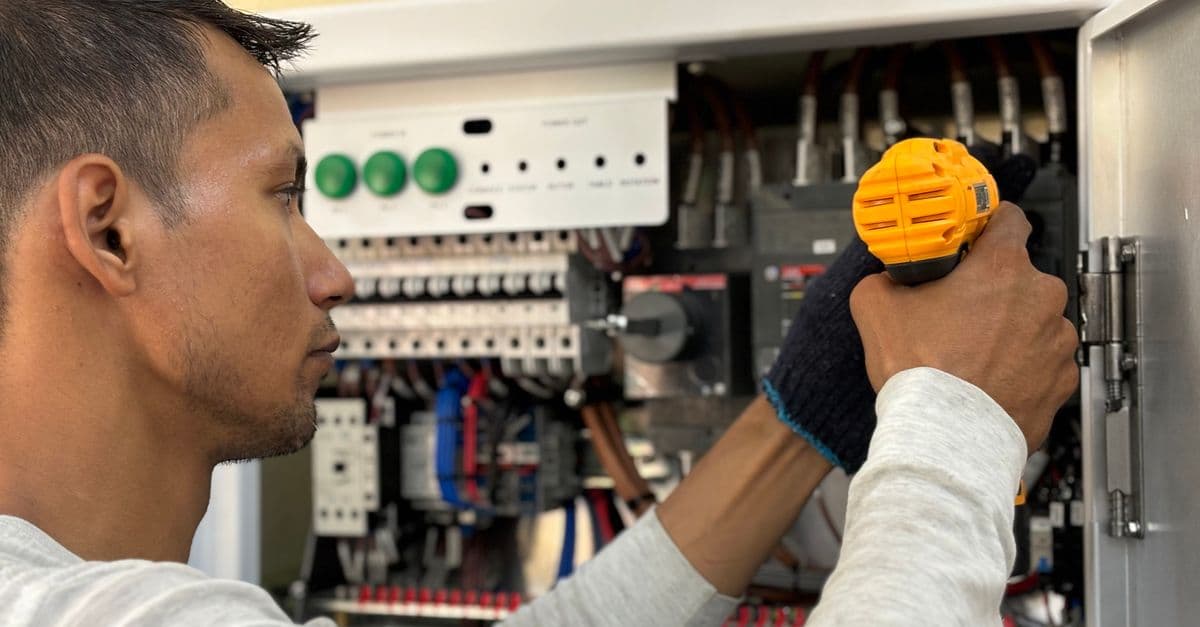 Electrician Shortage: 76,000 Annual Openings and a $347B Market