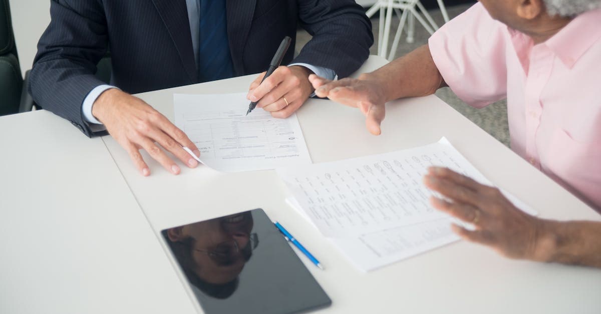 Insurance Client Communication Gaps That Drive Churn in 2026
