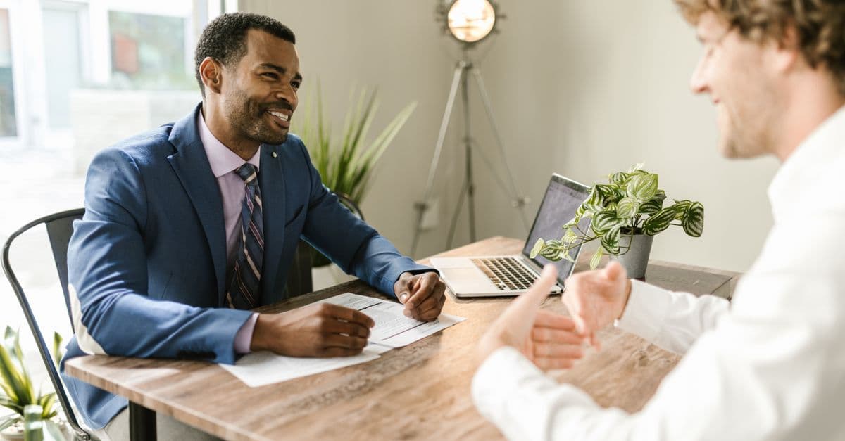 How Online Reviews and Referrals Are Reshaping Insurance Agency Growth
