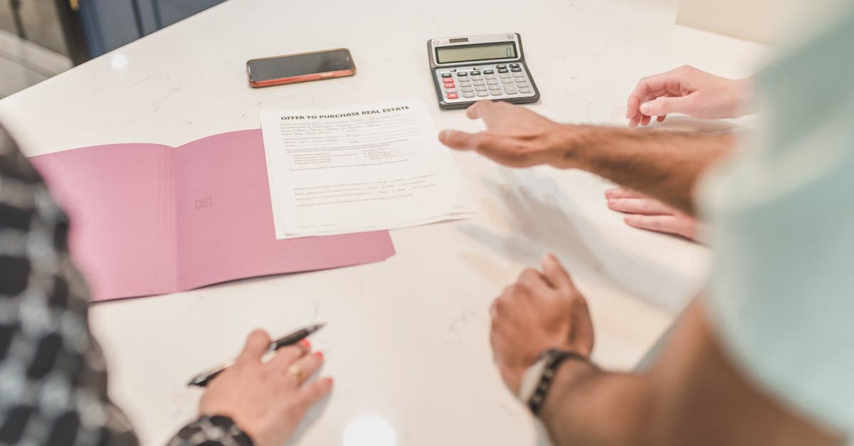 Reputation Beats Price: What Sellers Actually Use to Pick an Agent